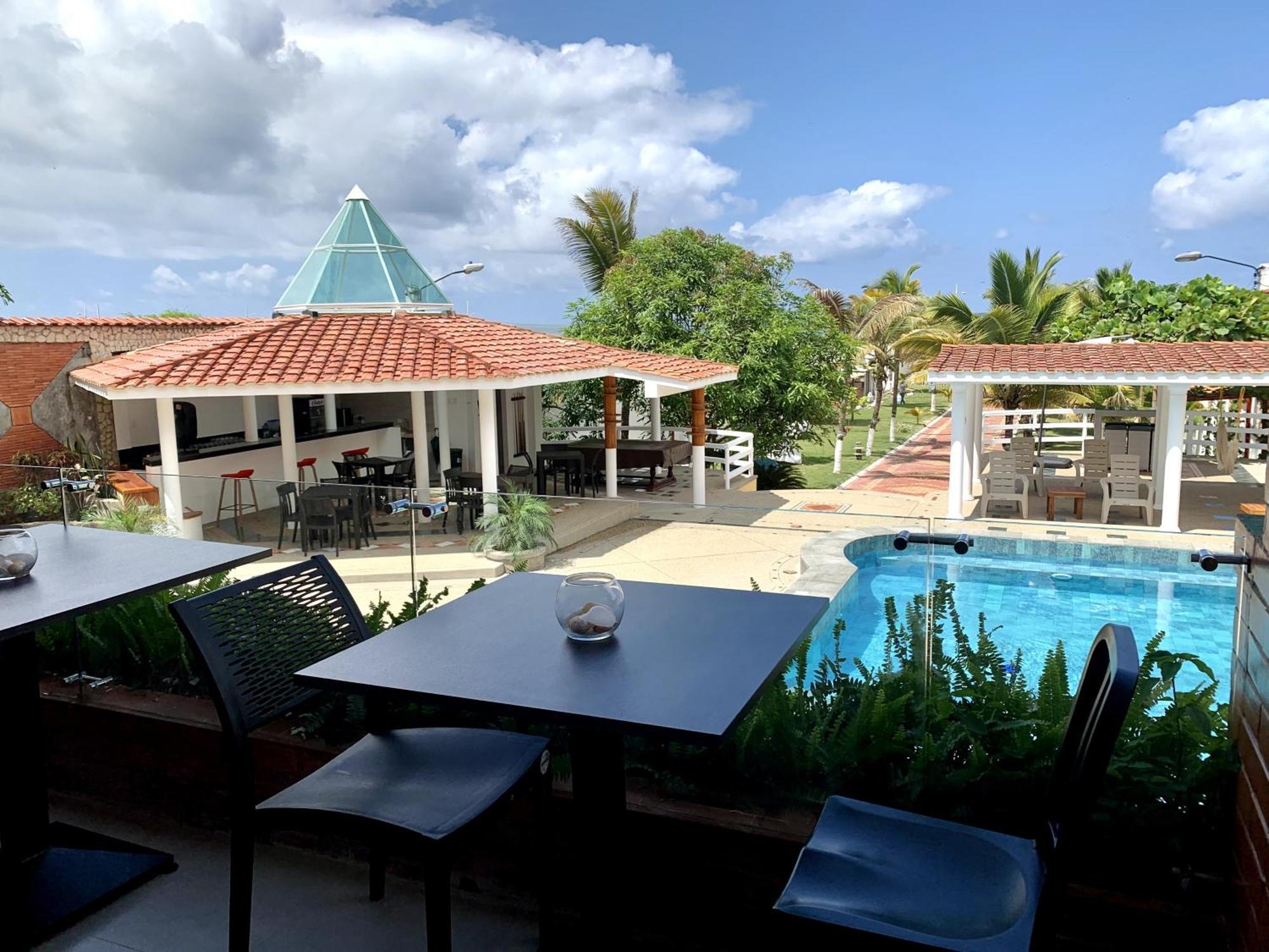 Hotel La Mar Playas Esterno foto